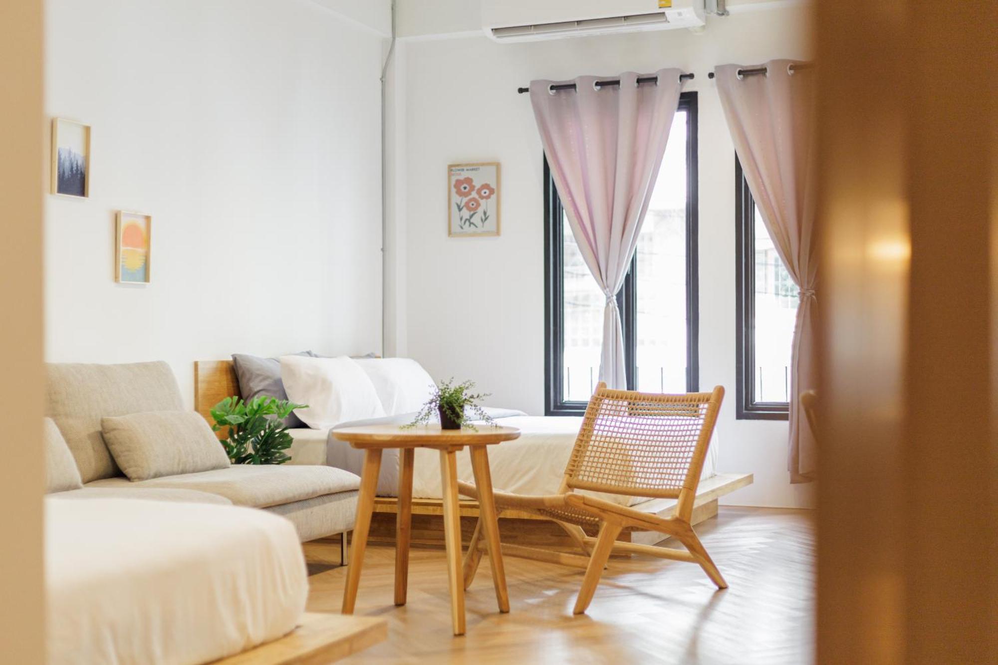 Wabisabi Bangkok 3 Min To Train Station Hotel Екстериор снимка