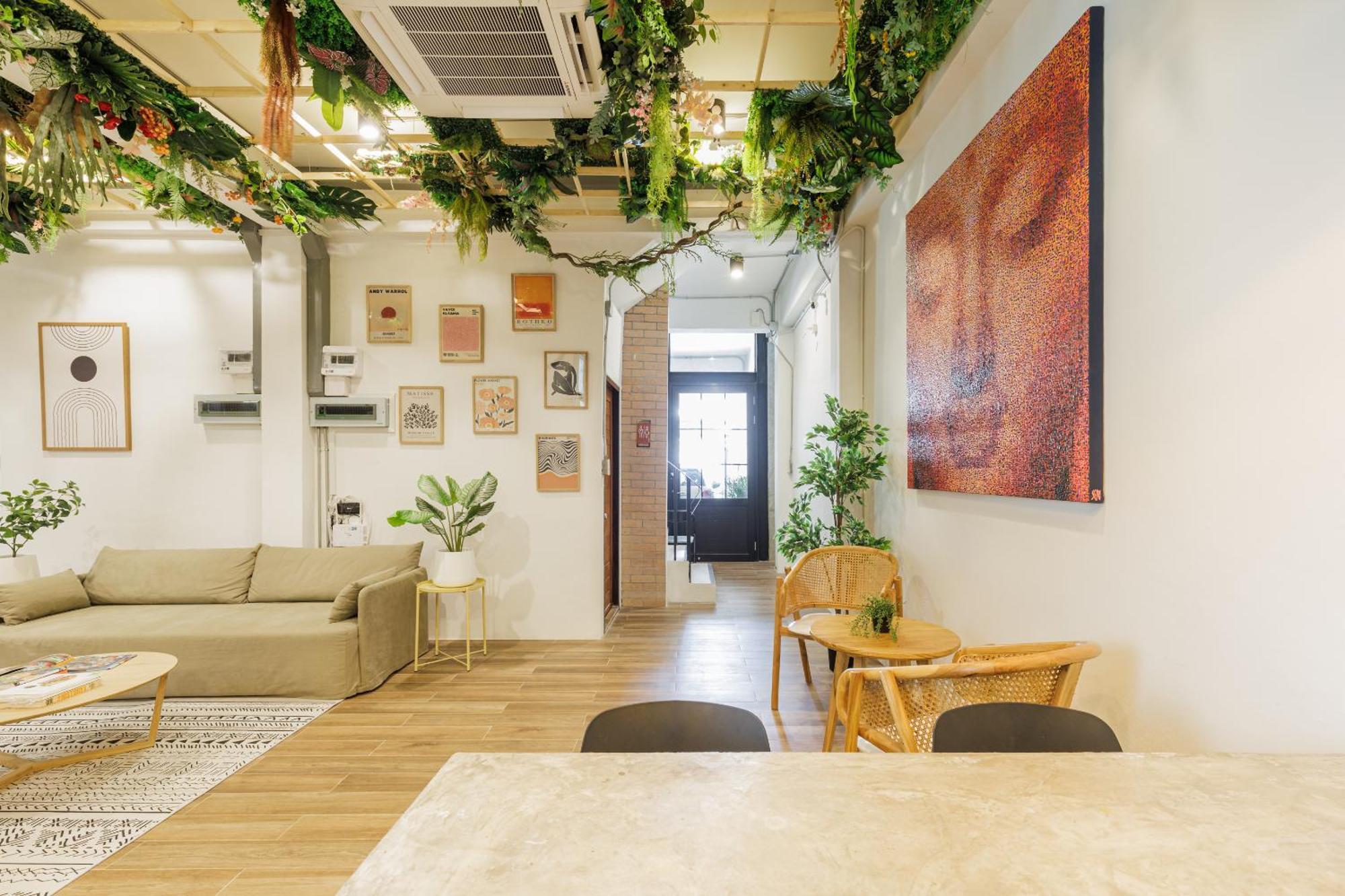 Wabisabi Bangkok 3 Min To Train Station Hotel Екстериор снимка