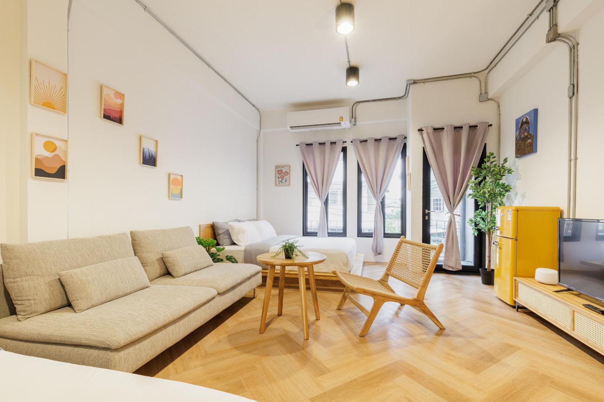 Wabisabi Bangkok 3 Min To Train Station Hotel Екстериор снимка